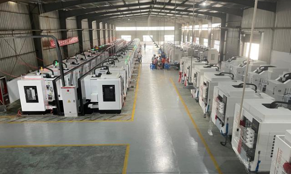 <strong>cnc是怎么工作？其实就是数控加工中心</strong>