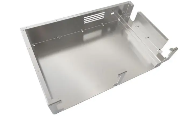 机壳精密折弯加工厂：机壳精密折弯加工过程