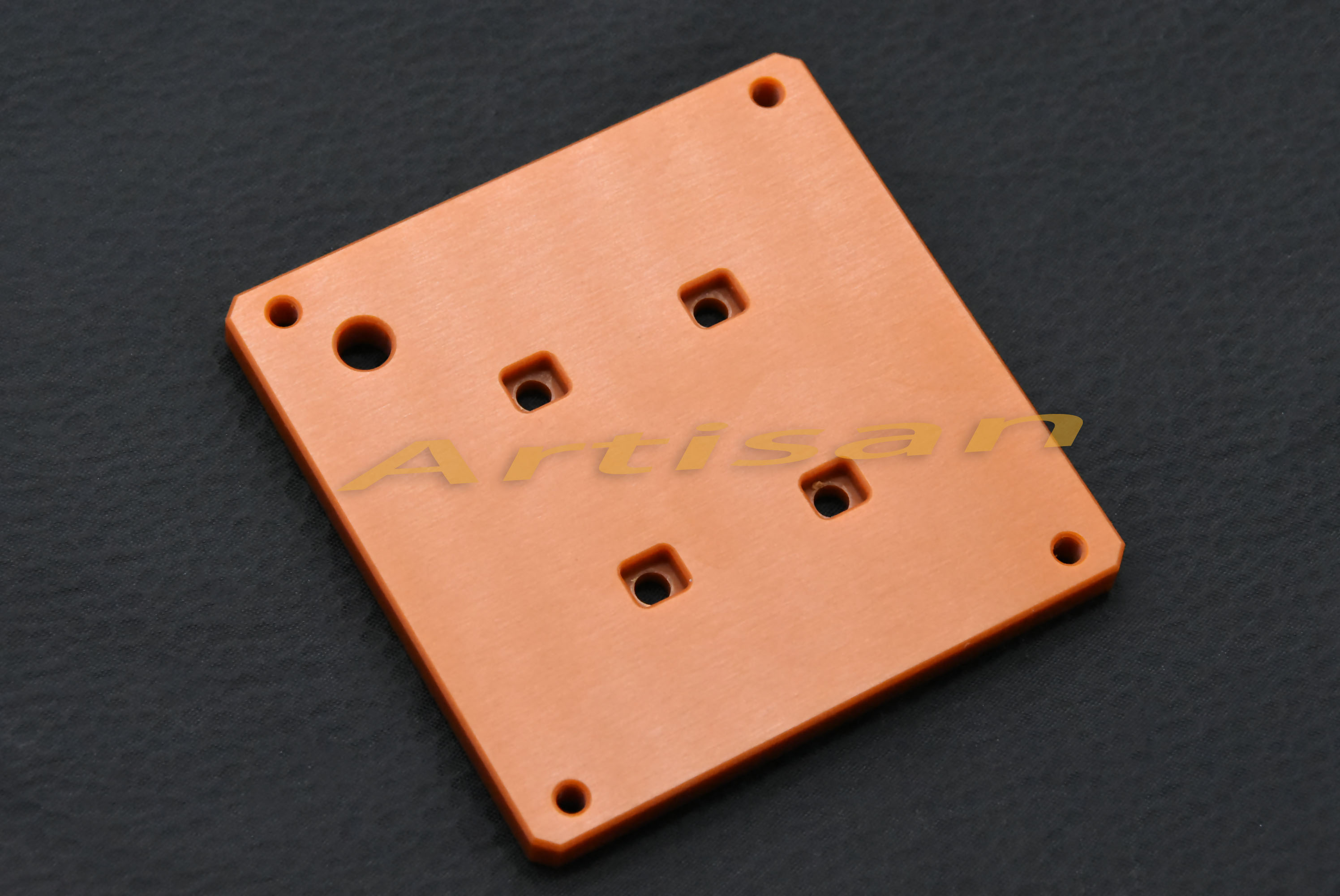 <strong>电子类精密加工：电木板</strong>