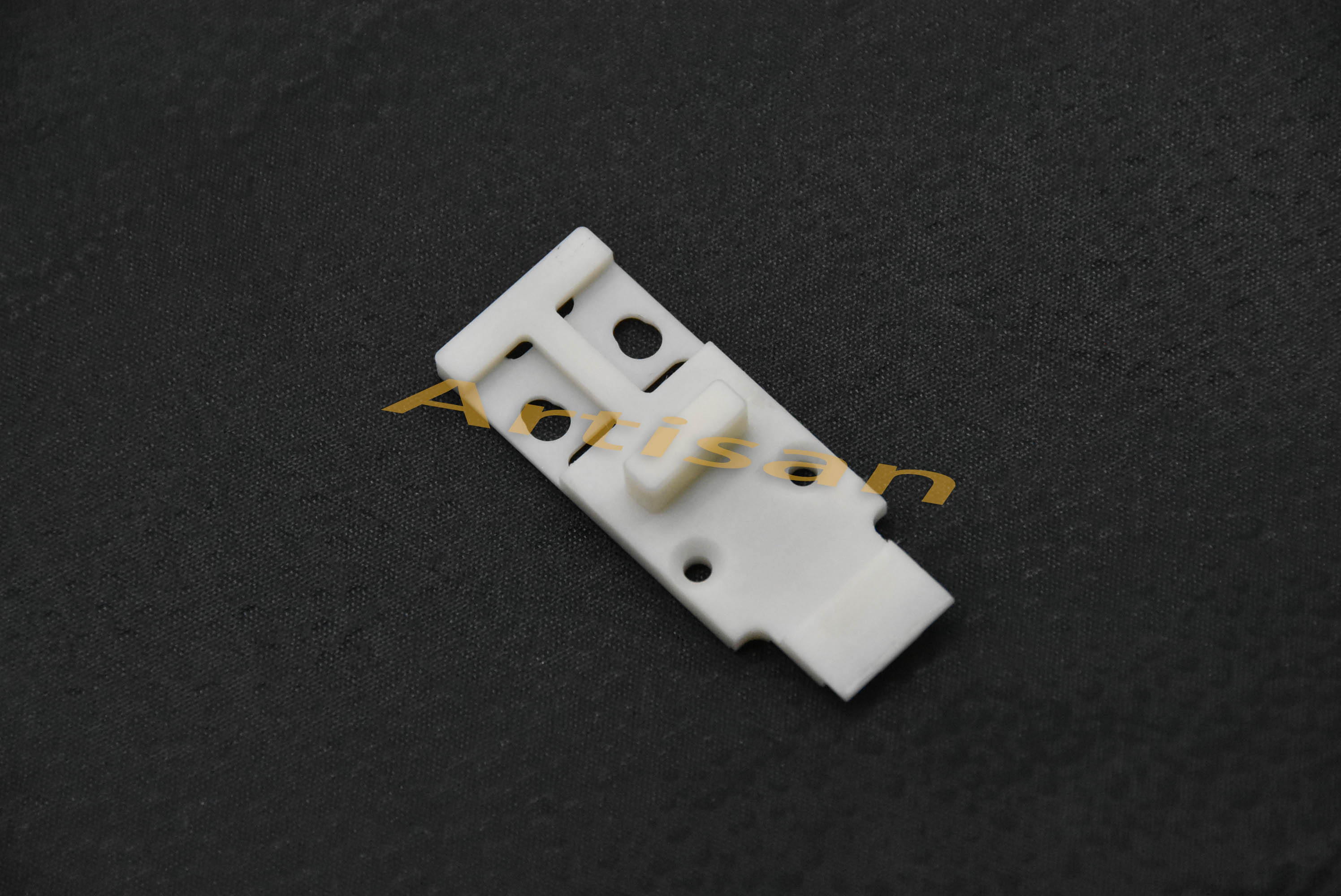 <strong>2024.2电子类精密加工：支架顶部</strong>