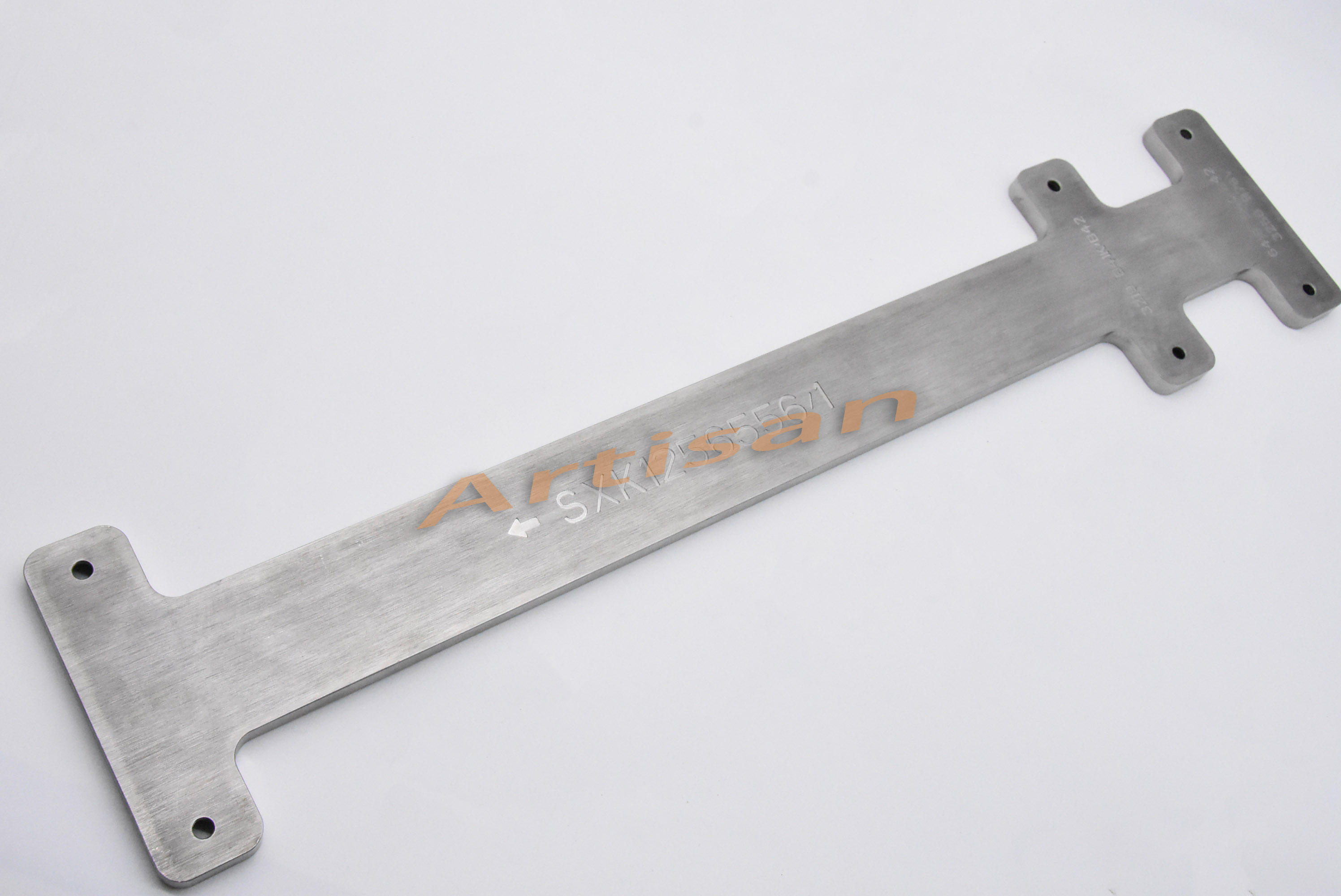 <strong>医疗类精密件加工：校准板</strong>