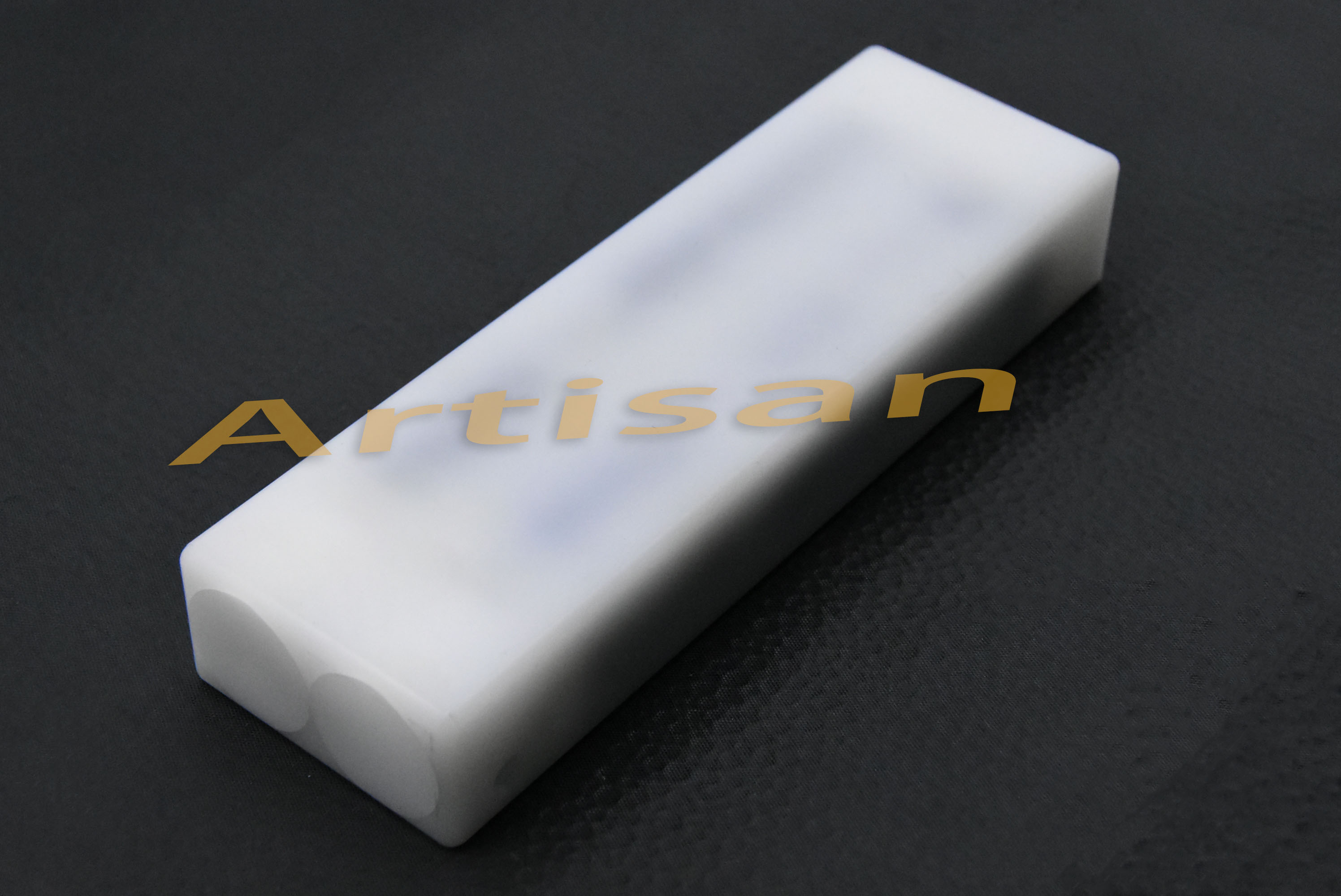 <strong>医疗类精密加工件：电池盒组件</strong>